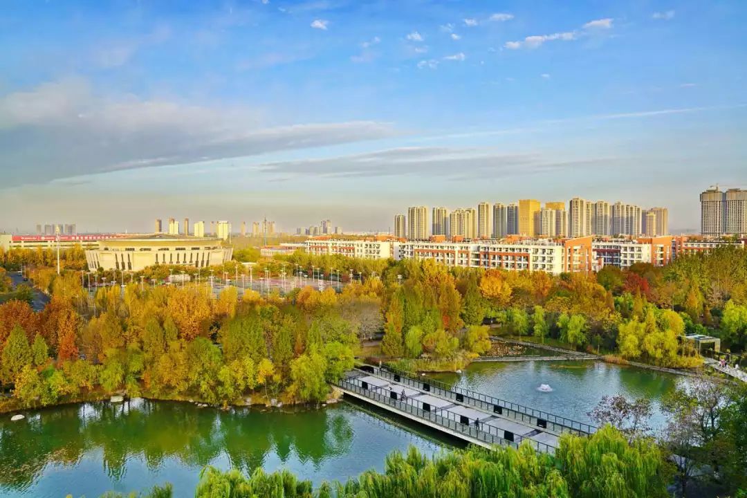 全省高校秋景PK--郑州大学