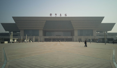 冬日中原河南:高铁郑州东站